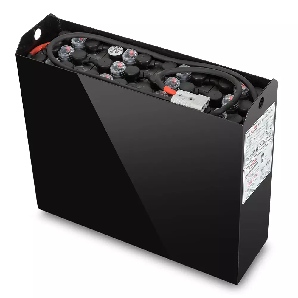 lead-acid traction battery